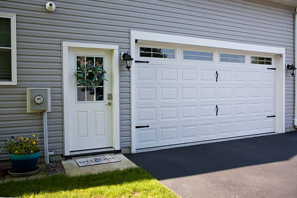 24/7 Emergency Garage Door Panel Replacement experts in Newnan, GA